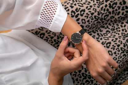 Annie Rosewood - Forget-Me-Not Ultra Thin Watch