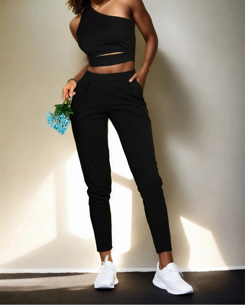 Pleat Front Tapered Trousers